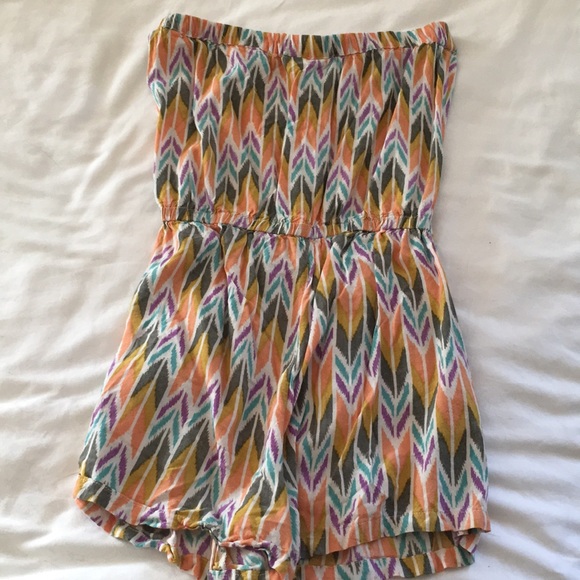 "Angie's" romper - Picture 4 of 4